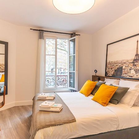 Enjoy The Traditional Parisian Life Apartment Exterior foto
